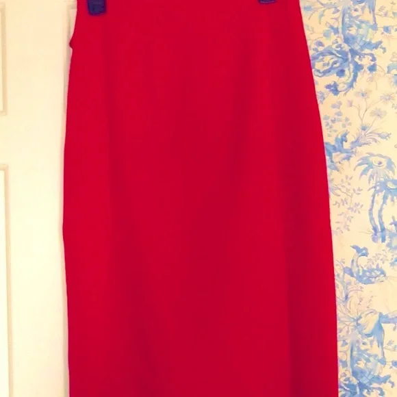 Gracia Pencil Skirt - Picture 4 of 10